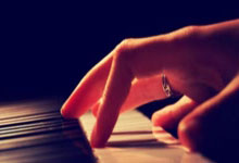 亚星官网：马雷斯卡：本赛季遭遇低谷期因伤病太多，要竭尽全力拿到欧冠资格.